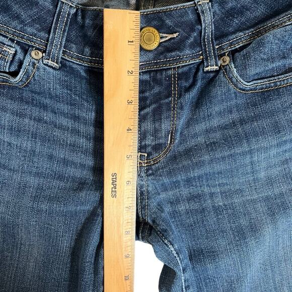 American Eagle Slim Boot Stretch Jeans Womens Size 8 Blue Dark Wash Whiskered - Picture 6 of 11